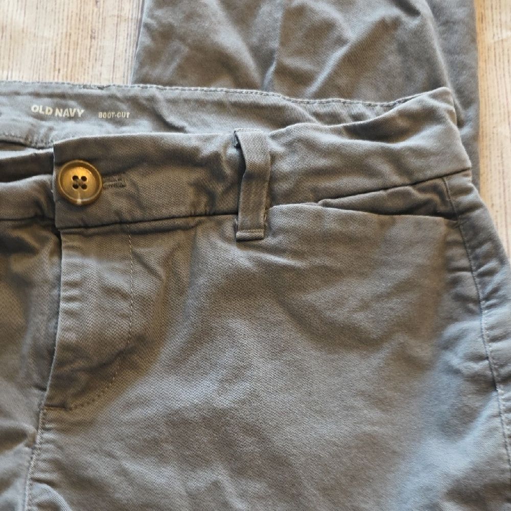 Old Navy Women's Gray Trousers - Picture 6 of 7
